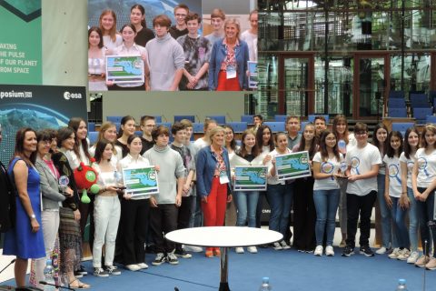 Permalink to:Πανευρωπαϊκή διάκριση του σχολείου μας στον διαγωνισμό LPS 2022: “ESA- Climate Detectives School Award”